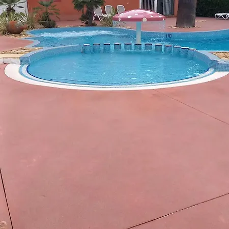 Chalet Familial Entre Les Pins